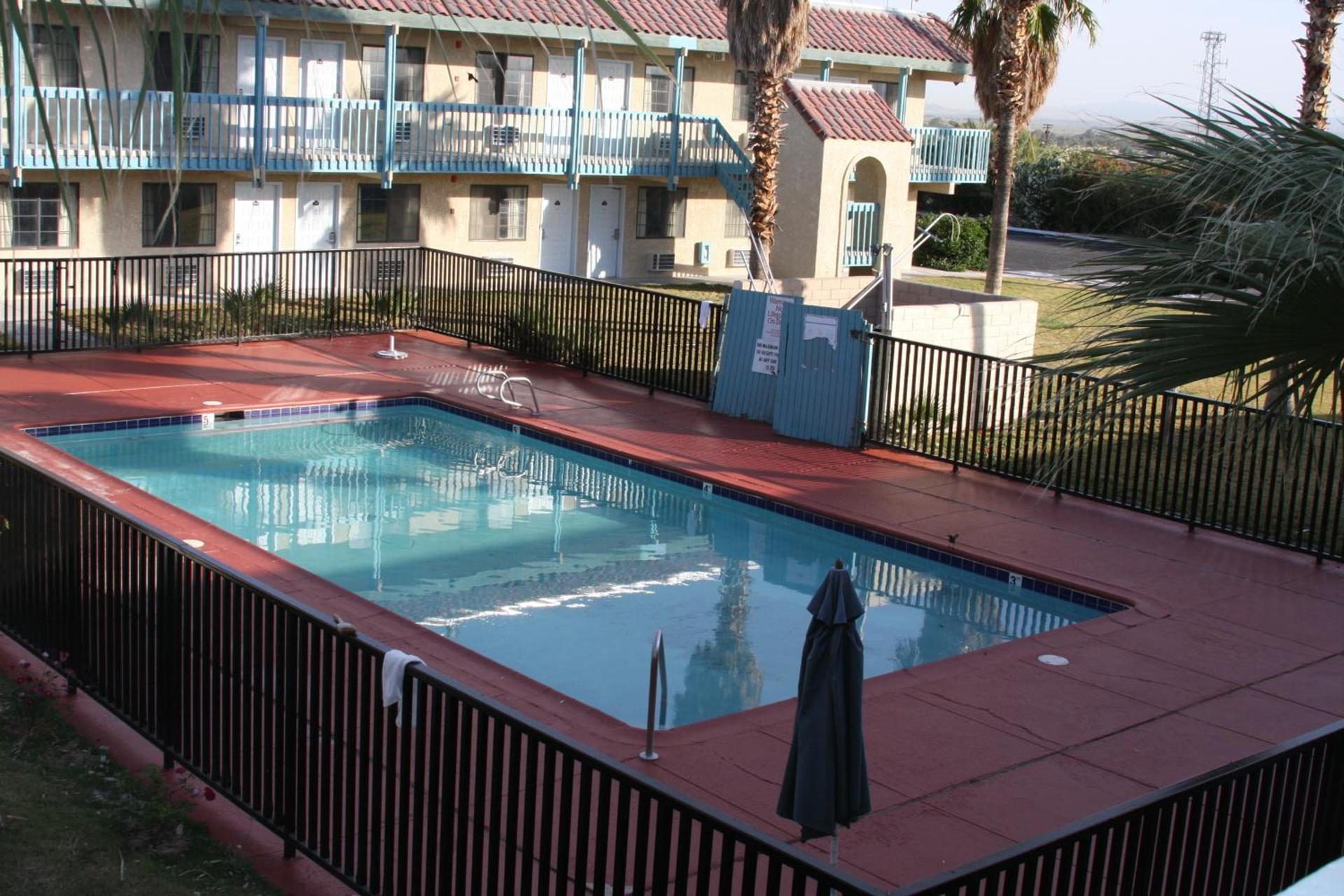 Days Inn & Suites by Wyndham Needles photo 25