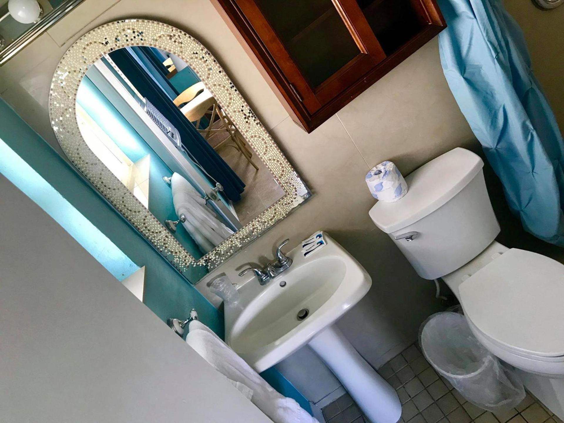 Ebb Tide Resort photo 39