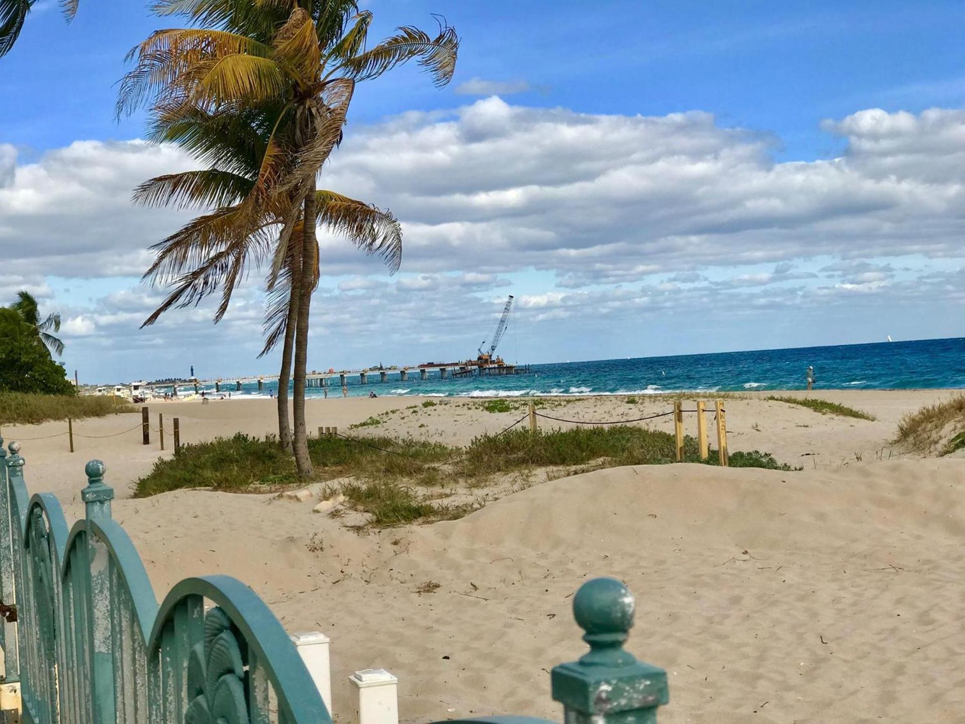 Ebb Tide Resort photo 11