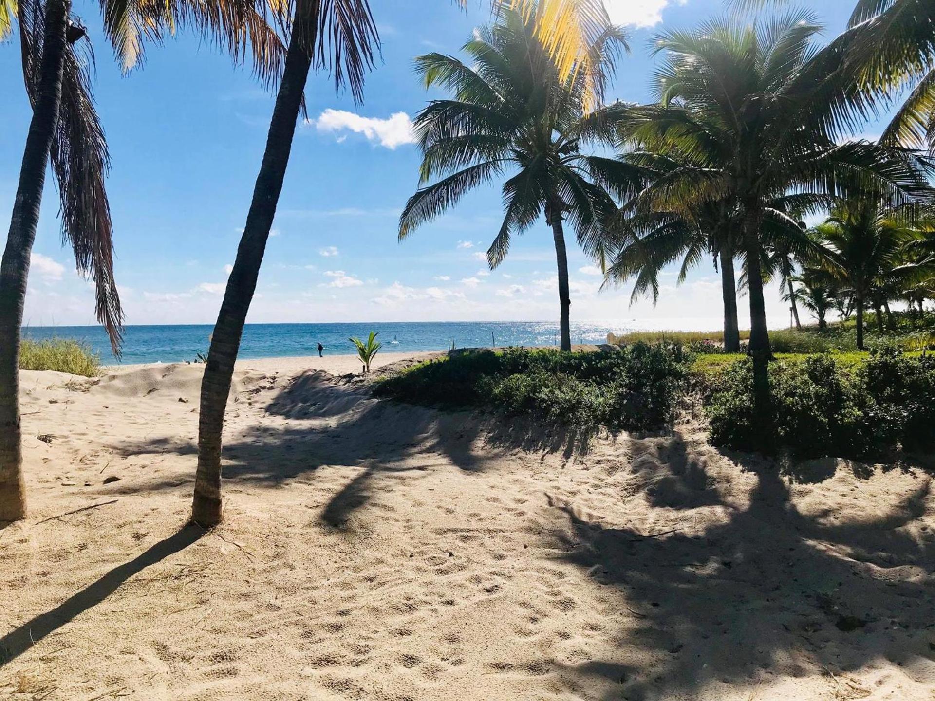Ebb Tide Resort photo 15
