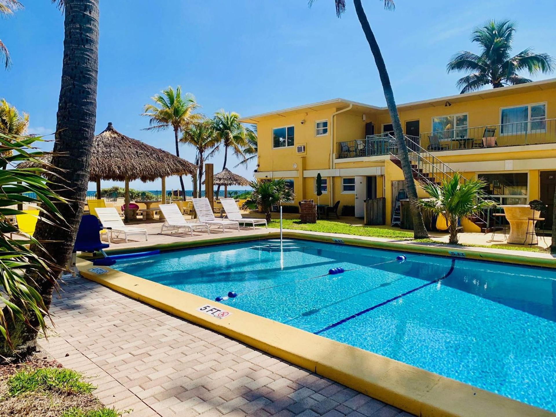 Ebb Tide Resort photo 5