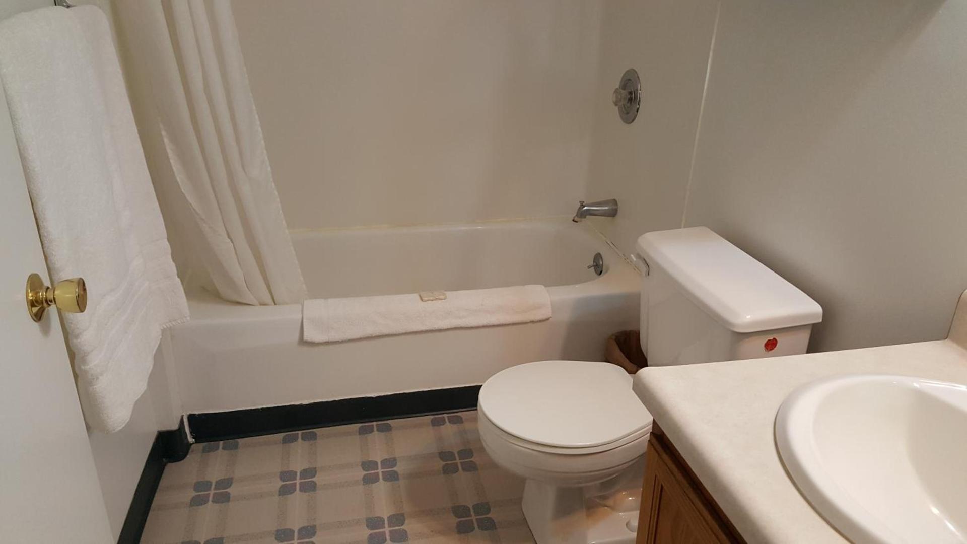 Borealis Inn photo 3