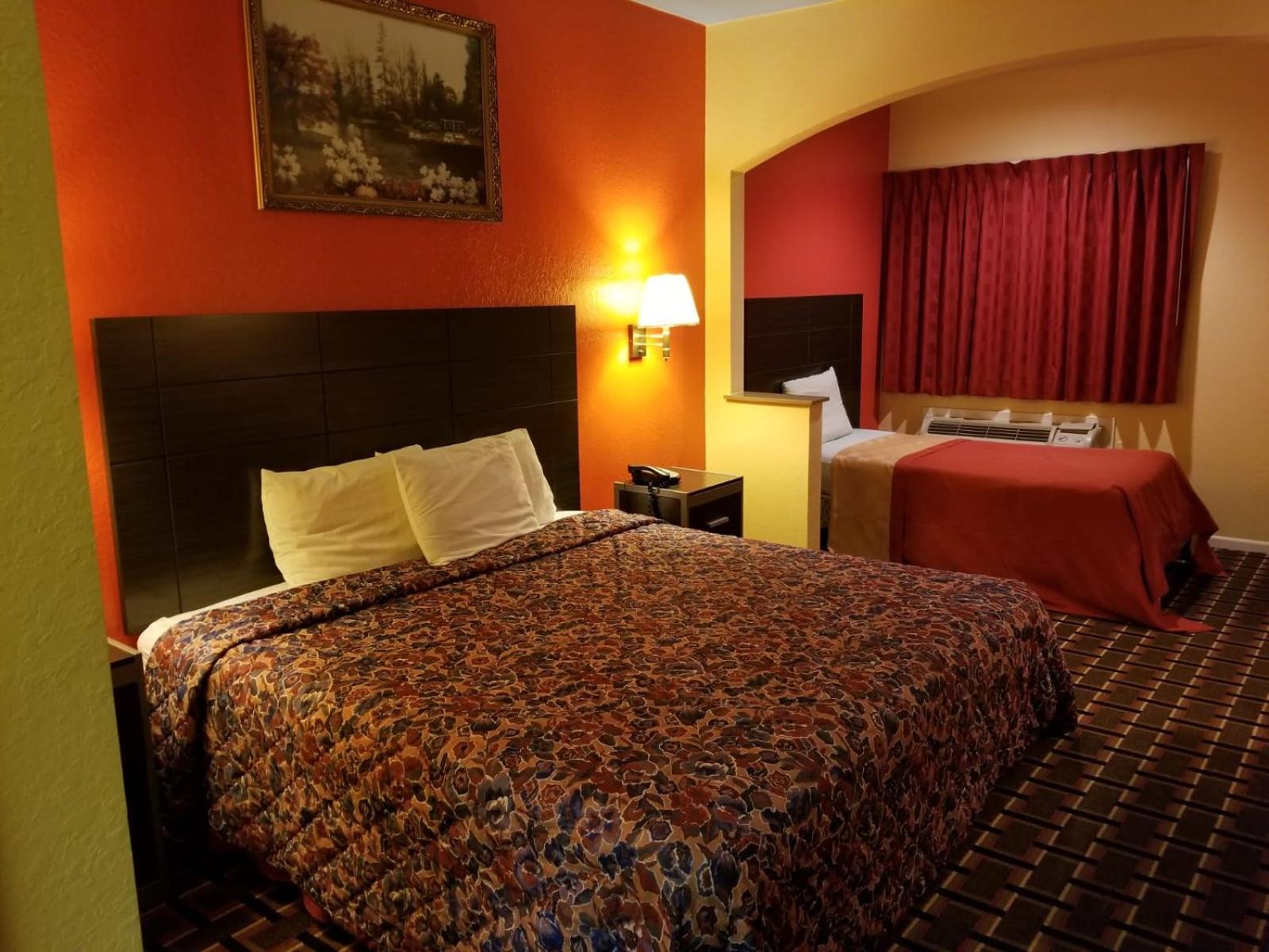 Texan Inn & Suites photo 11