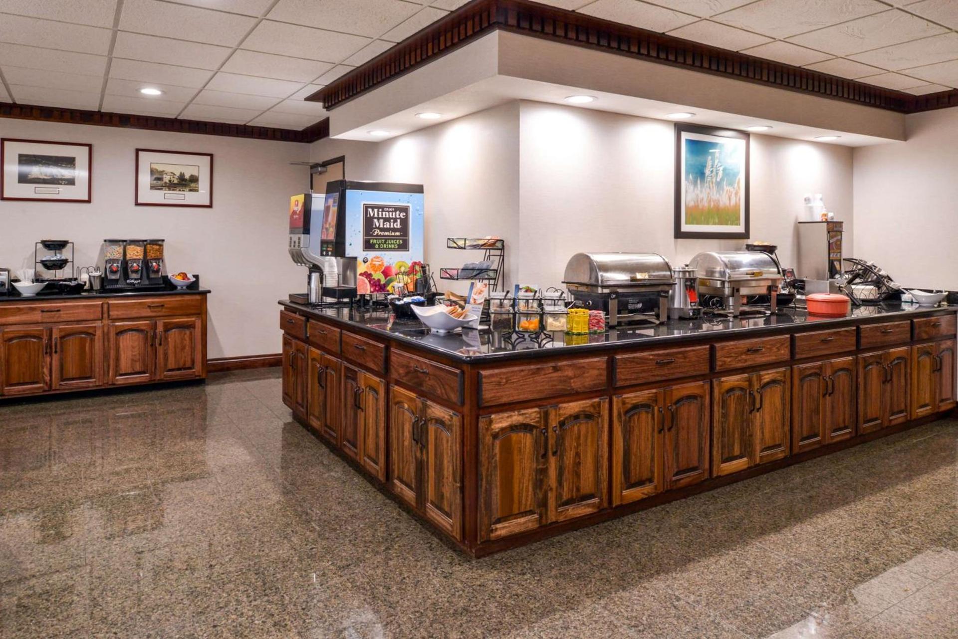 Best Western Big Spring Lodge photo 14