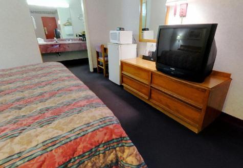 Americas Best Value Inn & Suites Macon at Eisenhower Pkwy photo 17