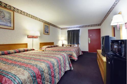 Americas Best Value Inn & Suites Macon at Eisenhower Pkwy photo 8