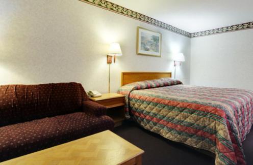 Americas Best Value Inn & Suites Macon at Eisenhower Pkwy photo 11