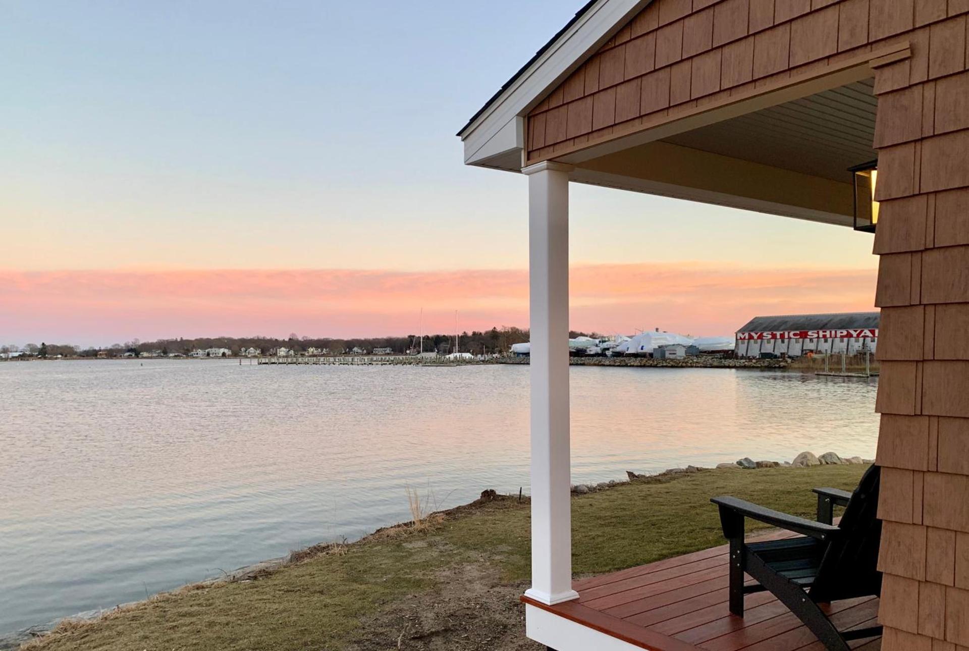 Harbor View Landing photo 14