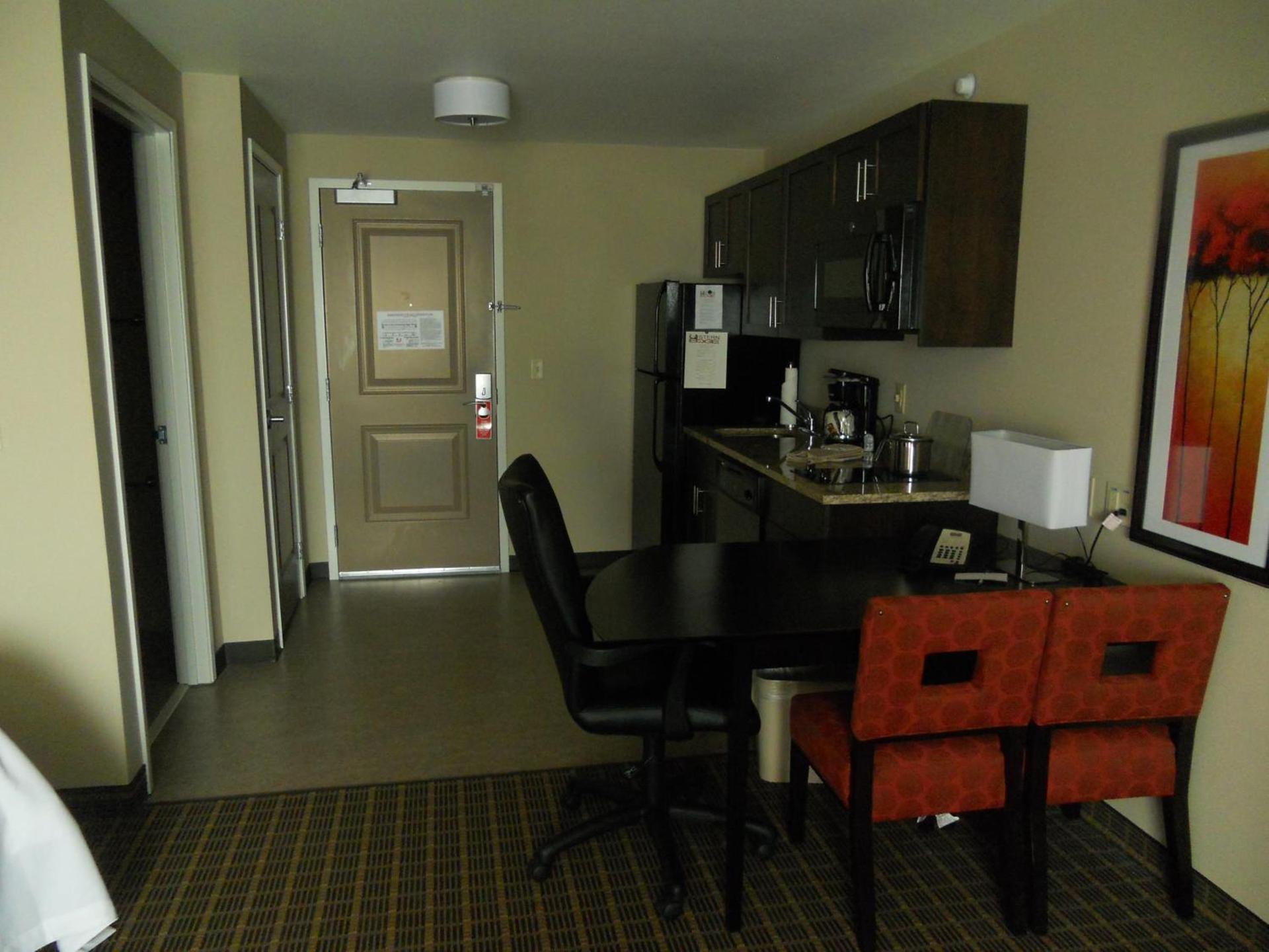 Hawthorn Extended Stay by Wyndham Dickinson photo 46