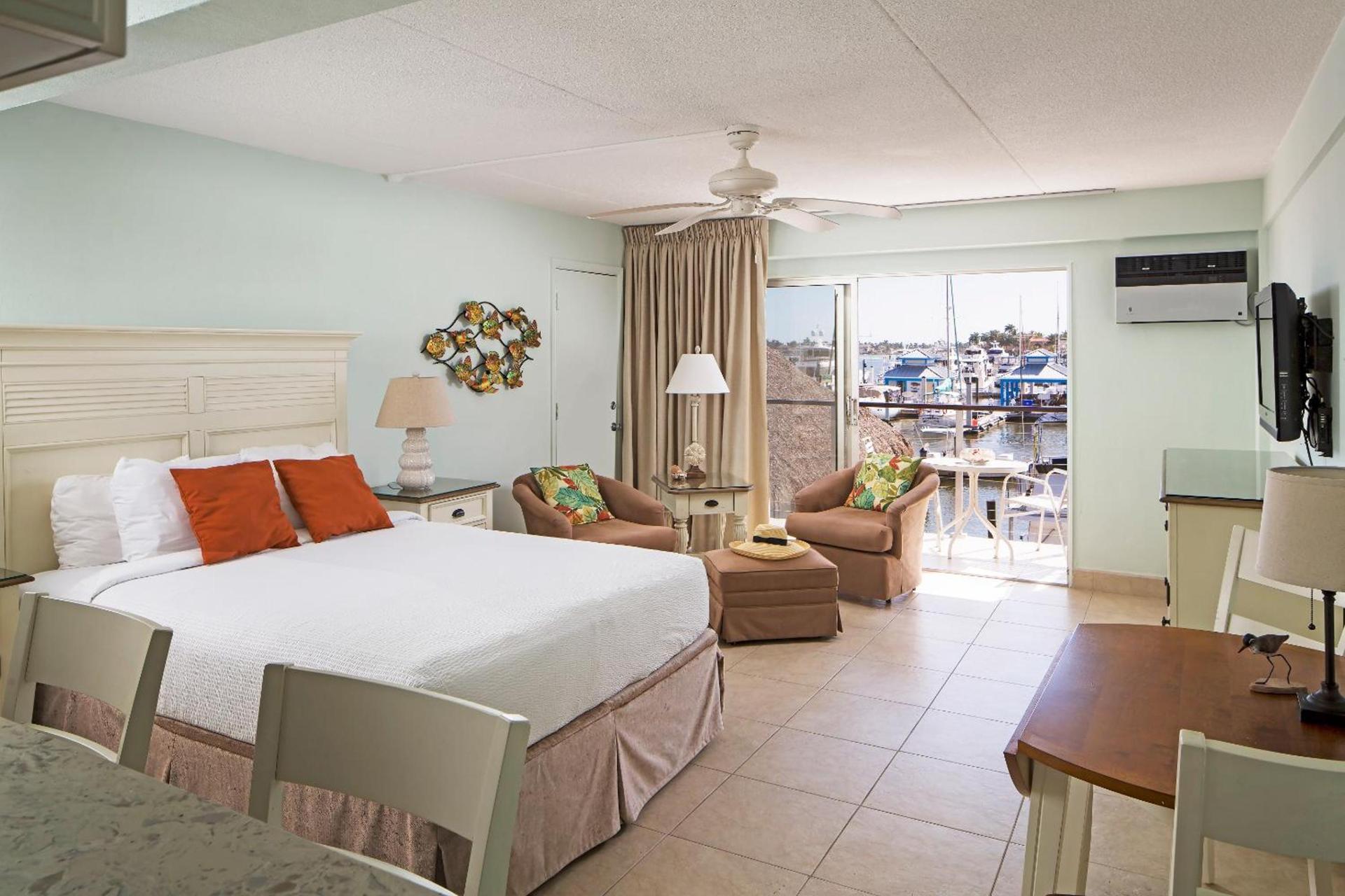 Cove Inn on Naples Bay photo 18