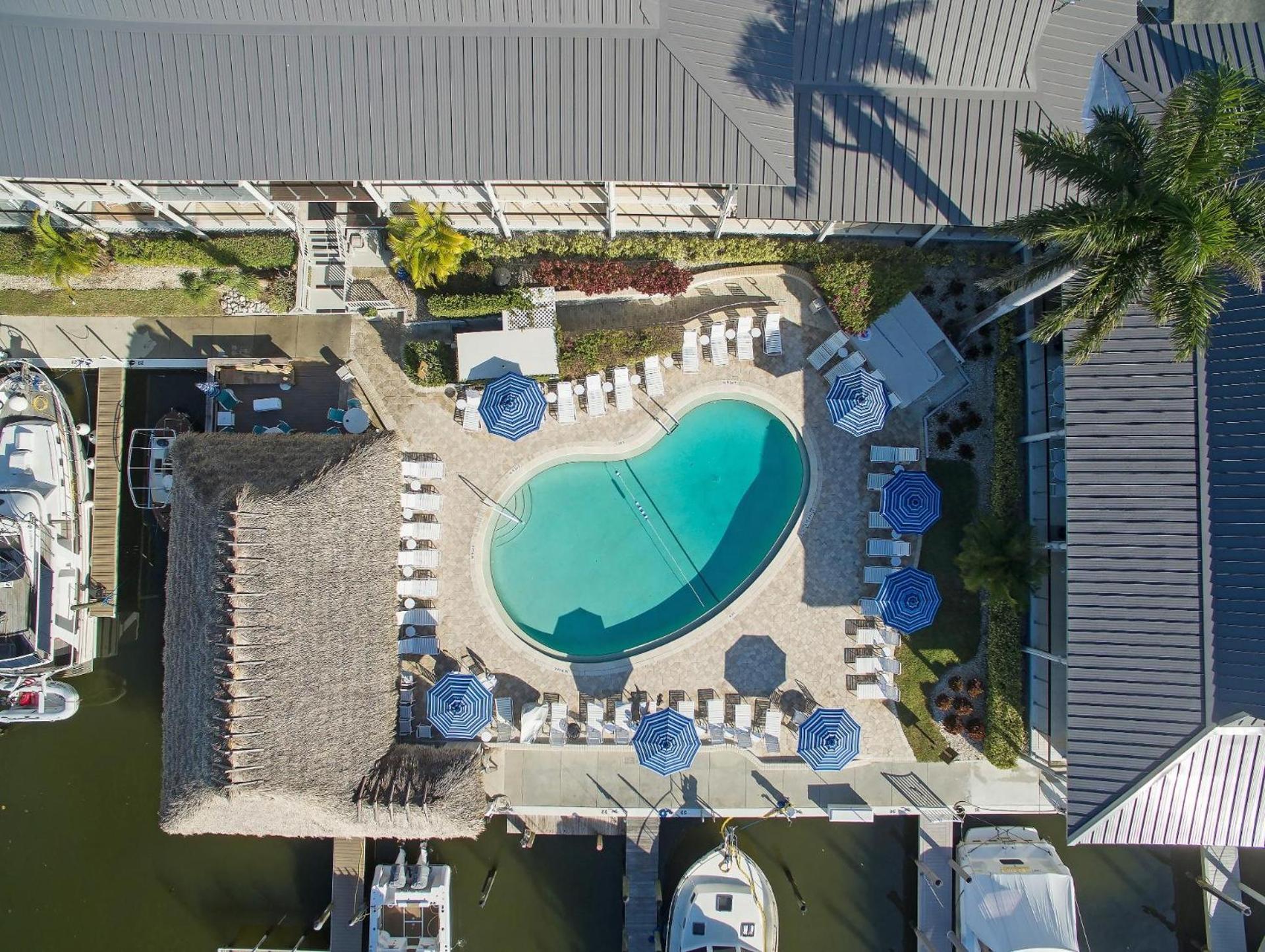 Cove Inn on Naples Bay photo 20