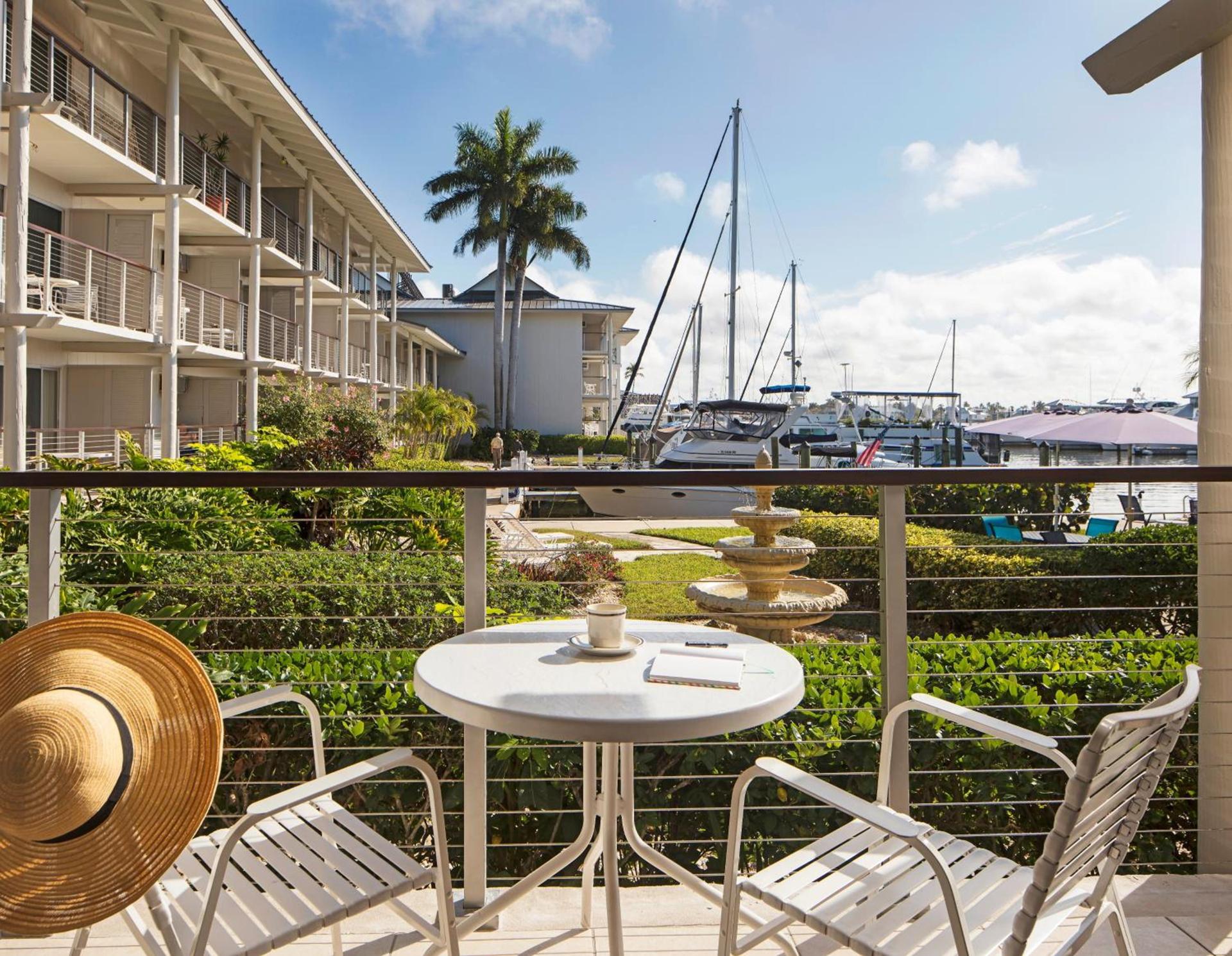 Cove Inn on Naples Bay photo 5