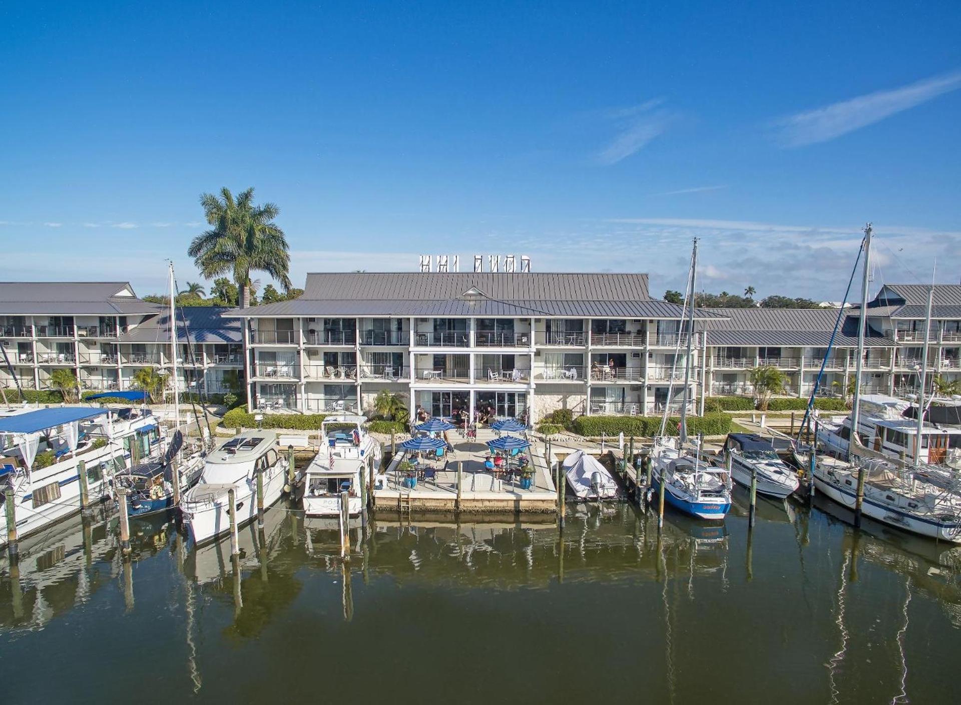 Cove Inn on Naples Bay photo 24