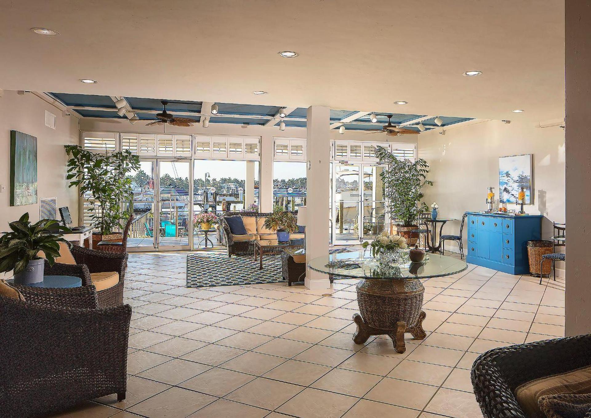 Cove Inn on Naples Bay photo 16