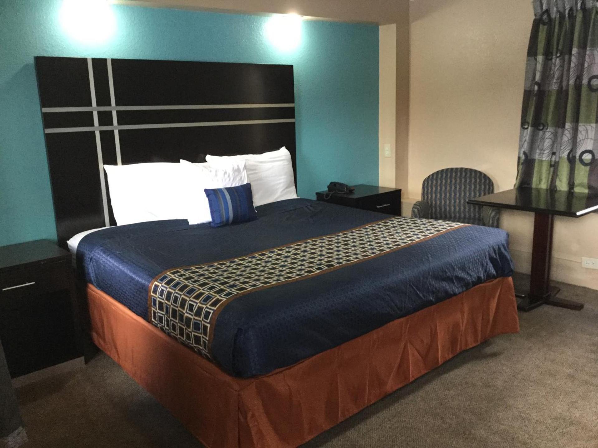 Best Motel photo 21