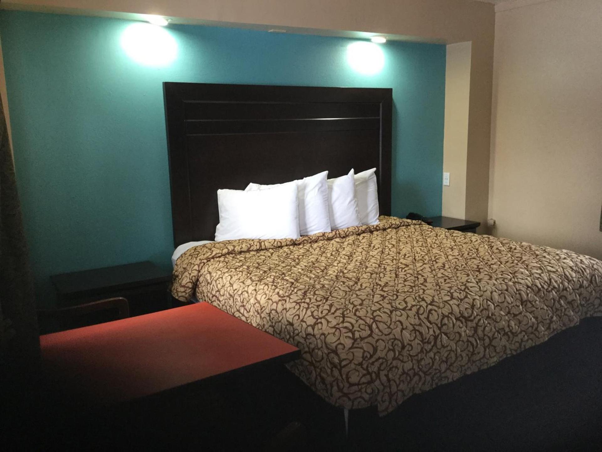 Best Motel photo 26