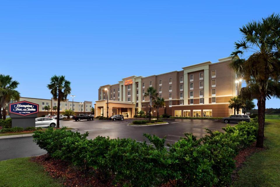 Hampton Inn & Suites Brunswick photo 38