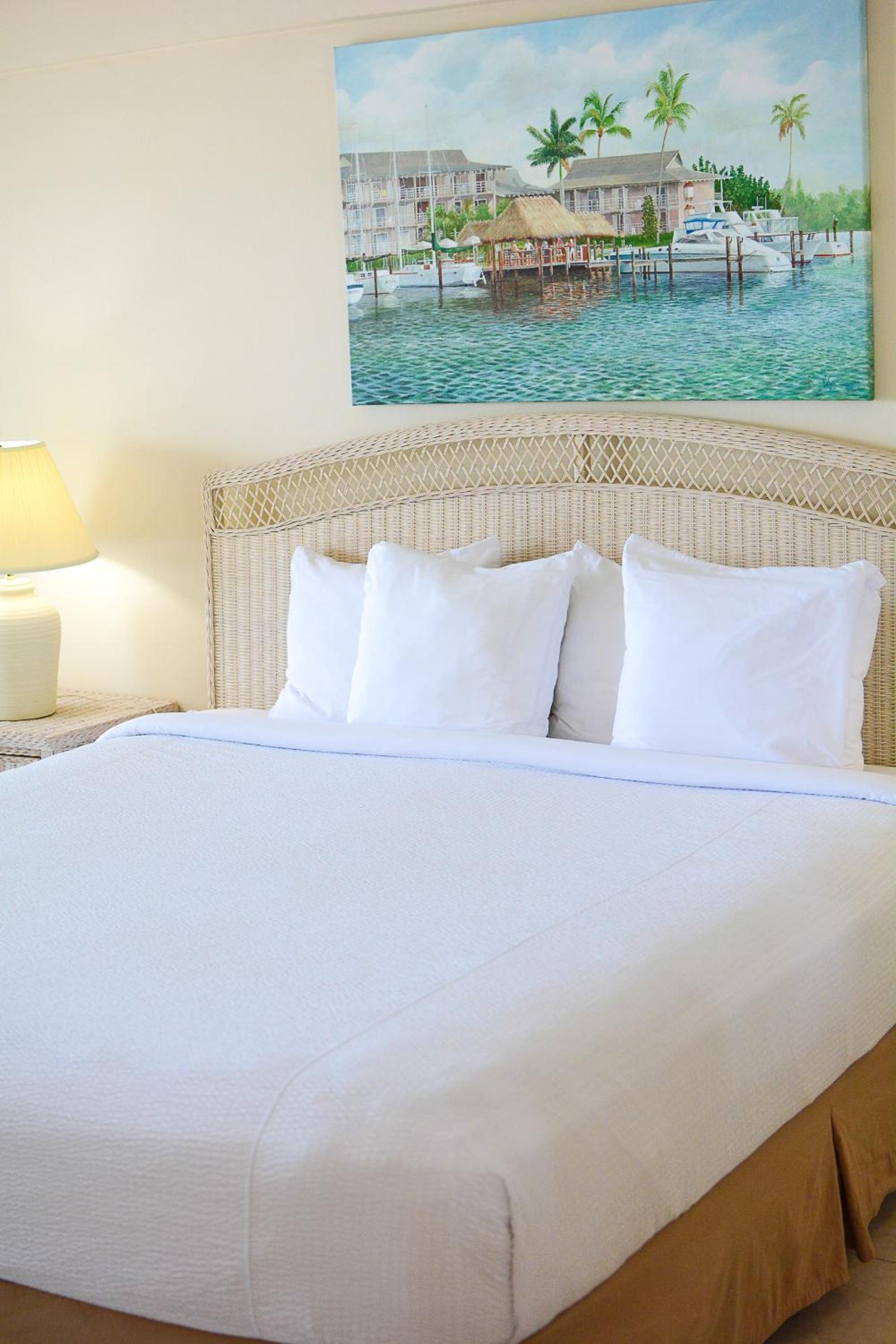 Cove Inn on Naples Bay photo 37