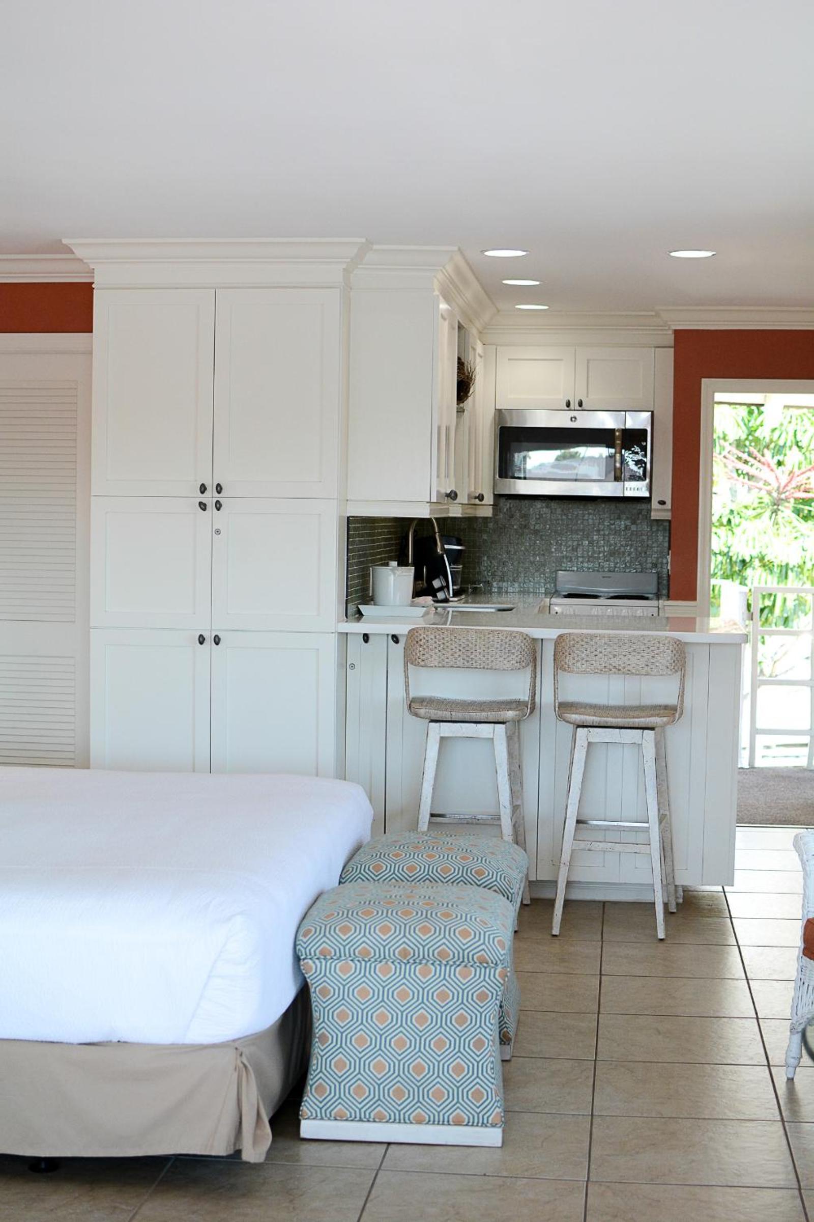 Cove Inn on Naples Bay photo 31