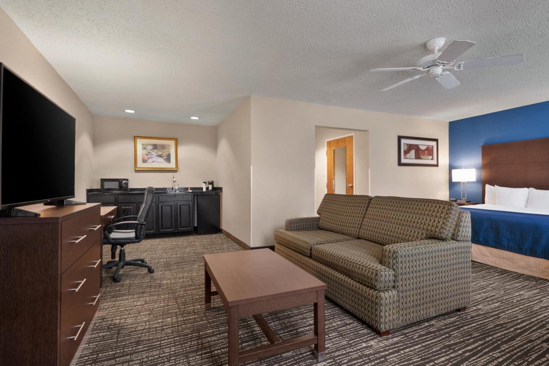 Baymont by Wyndham Washington photo 35