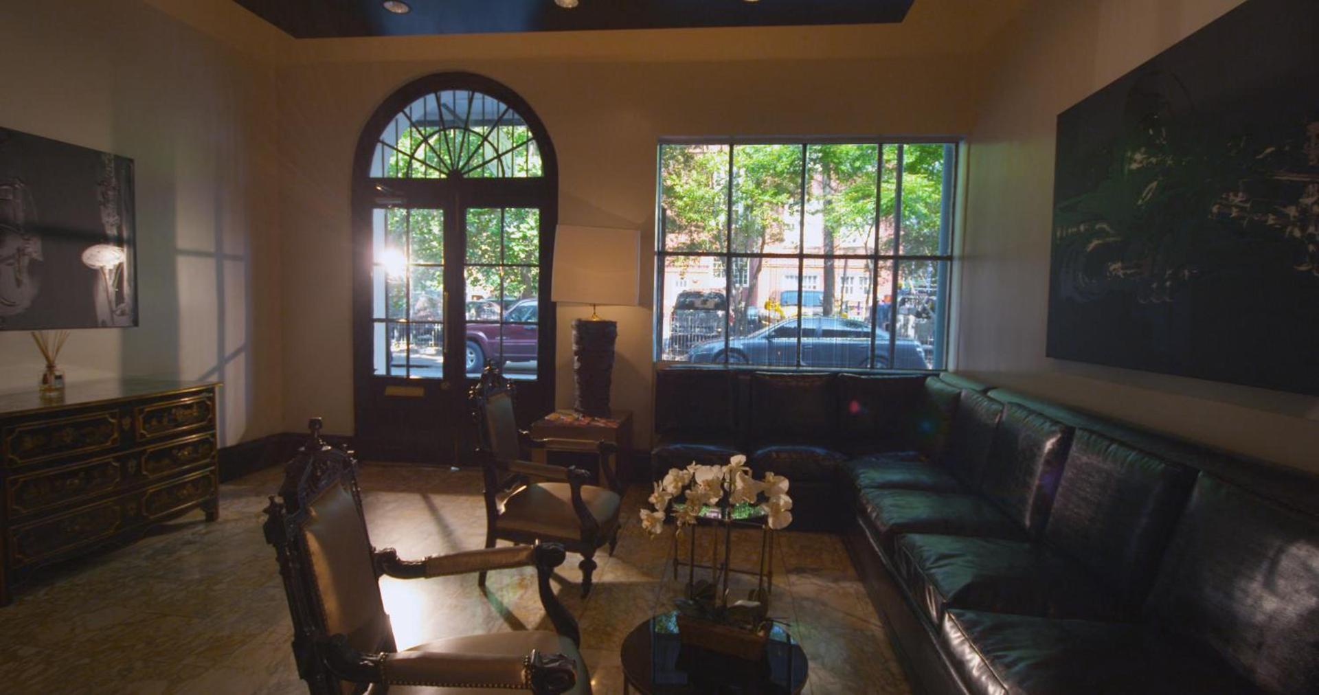Hotel Royal New Orleans photo 2