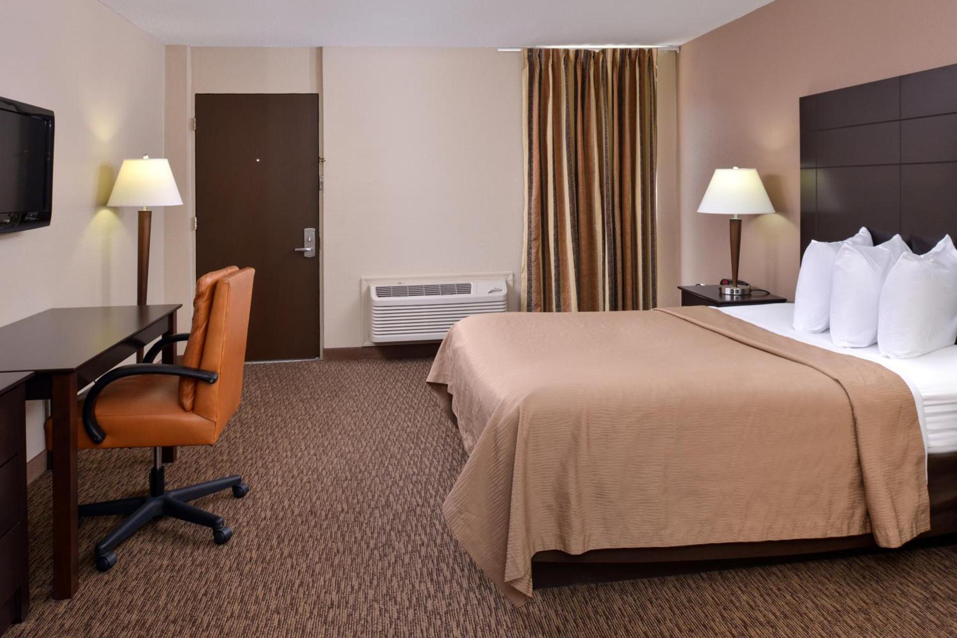 Airport Inn photo 54