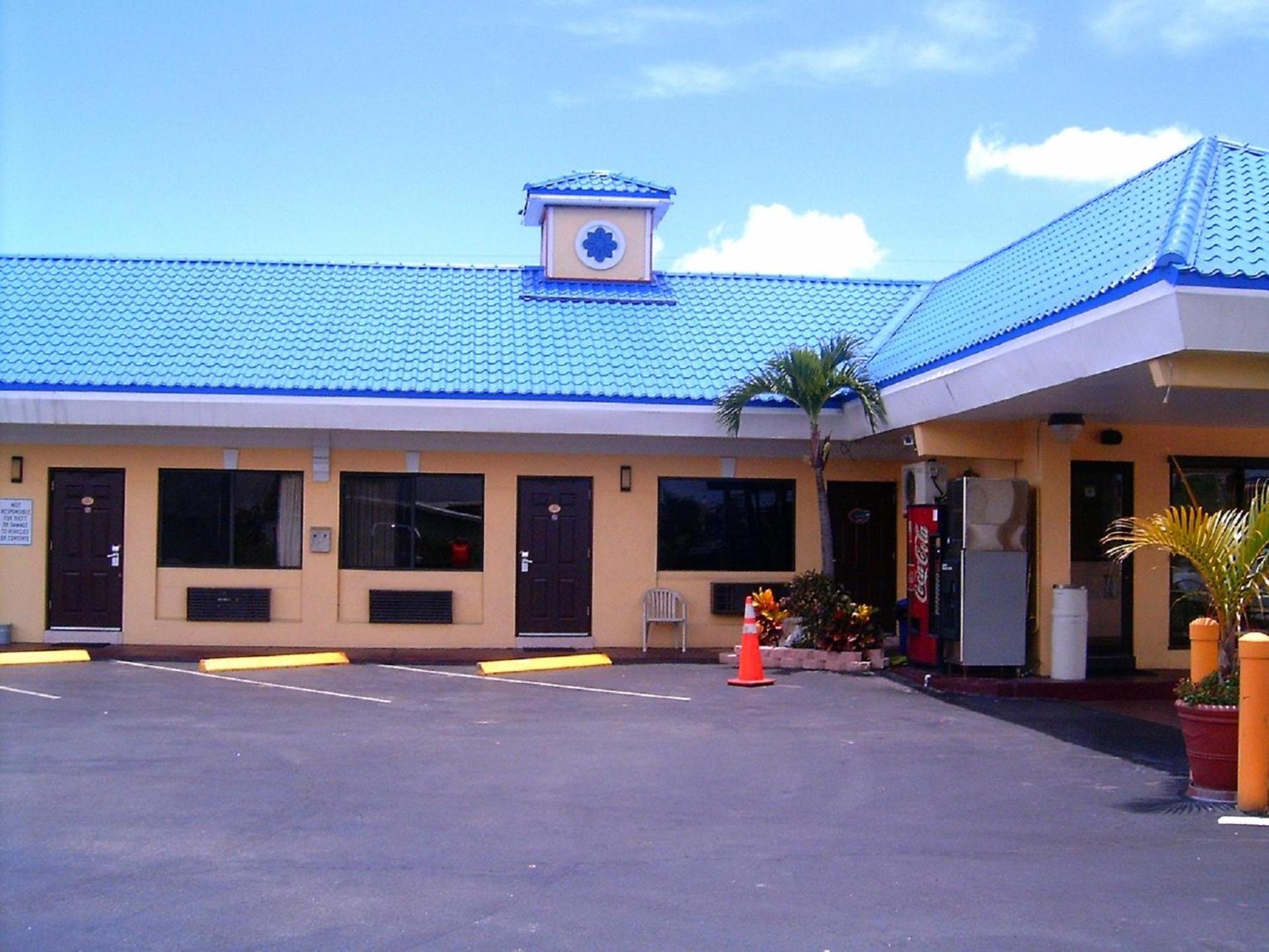 Budget Inn of Okeechobee — hotel in Okeechobee