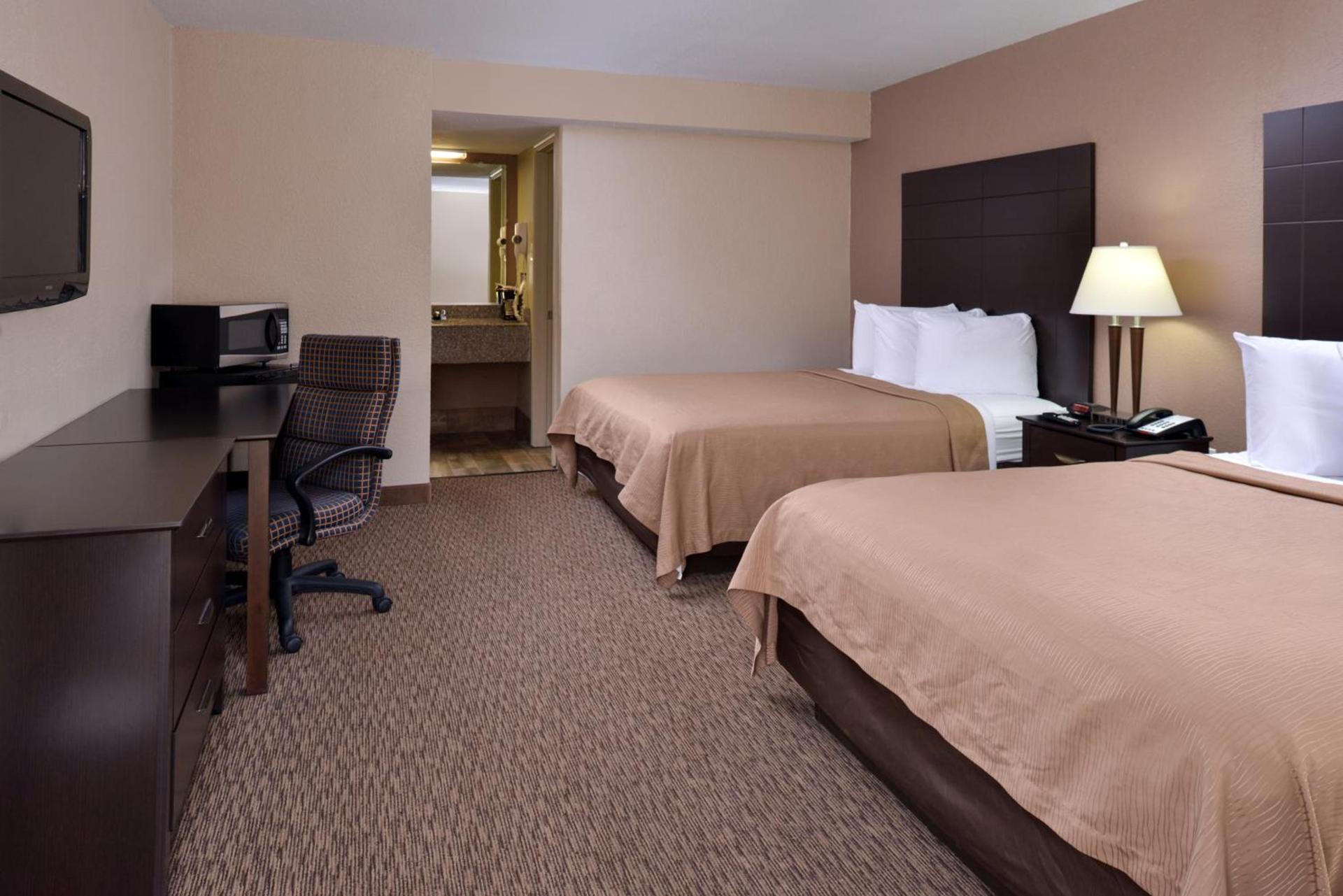 Airport Inn photo 57