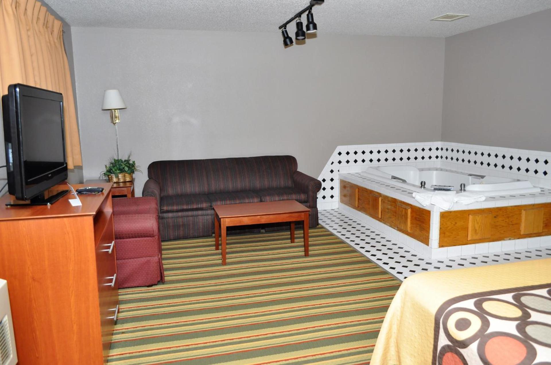 Super 8 by Wyndham Clearfield photo 30