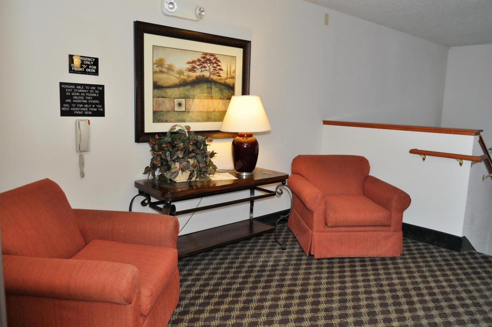 Super 8 by Wyndham Clearfield photo 35