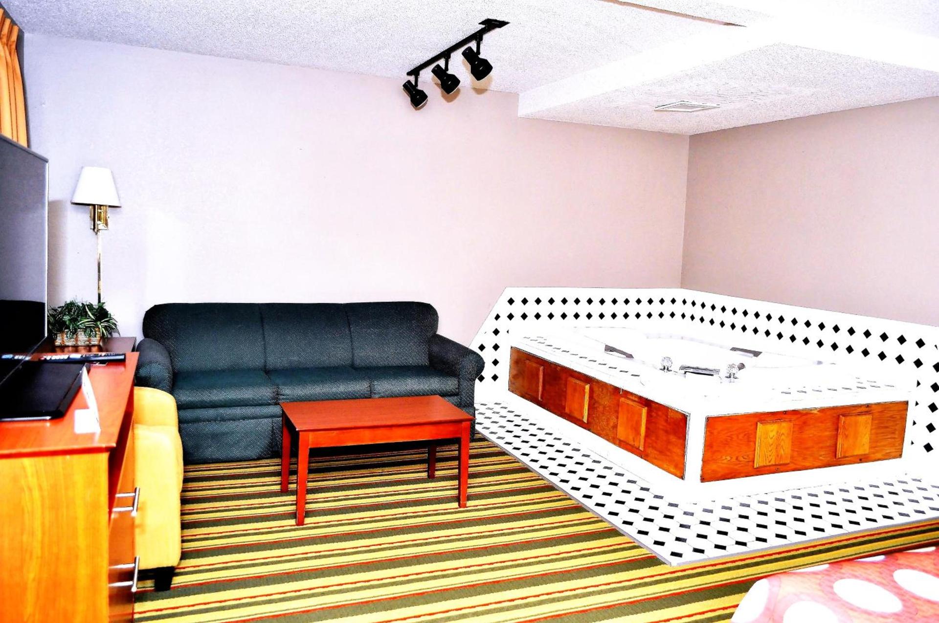 Super 8 by Wyndham Clearfield photo 46