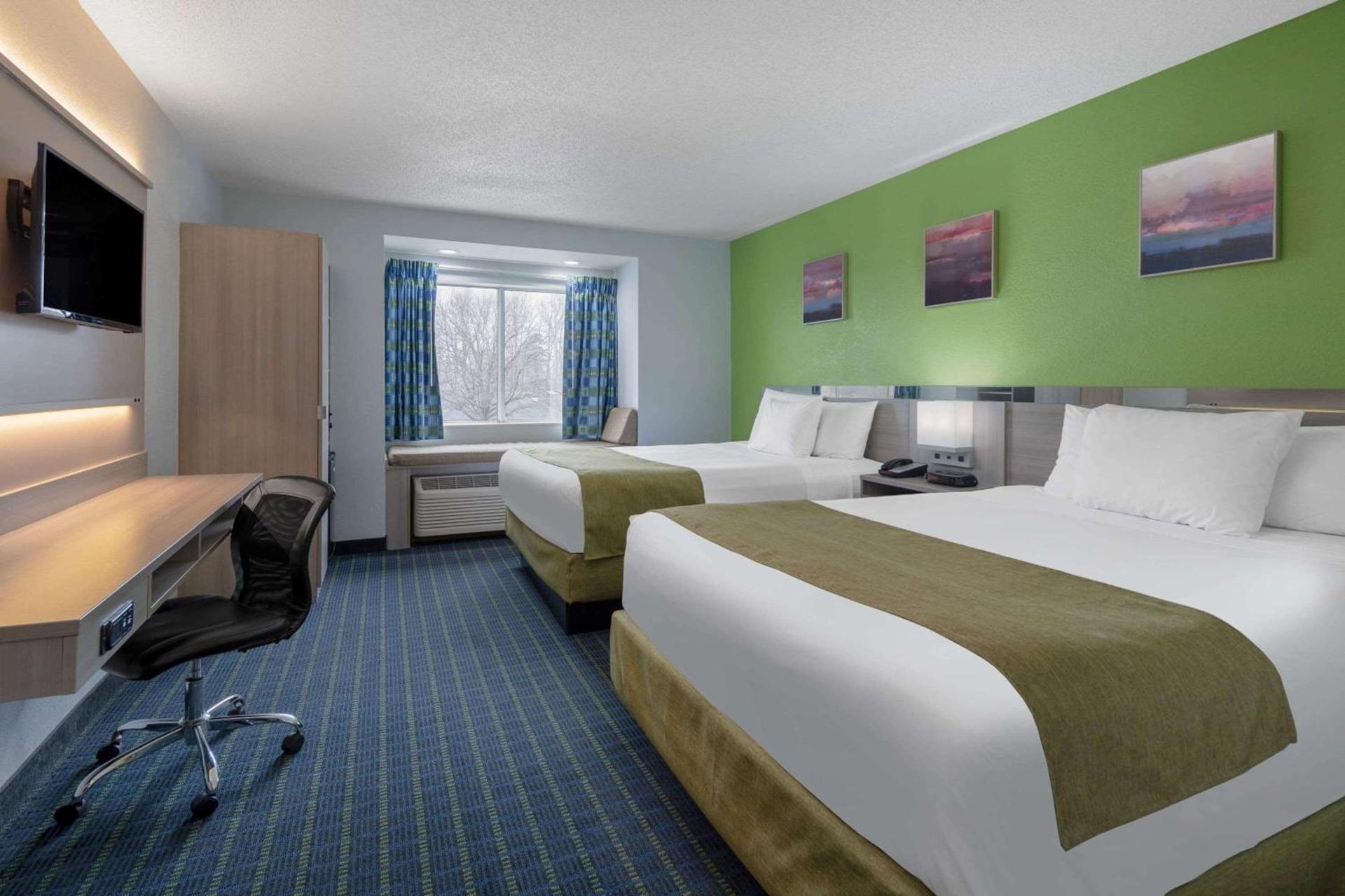 Microtel Inn by Wyndham Lake Norman photo 2