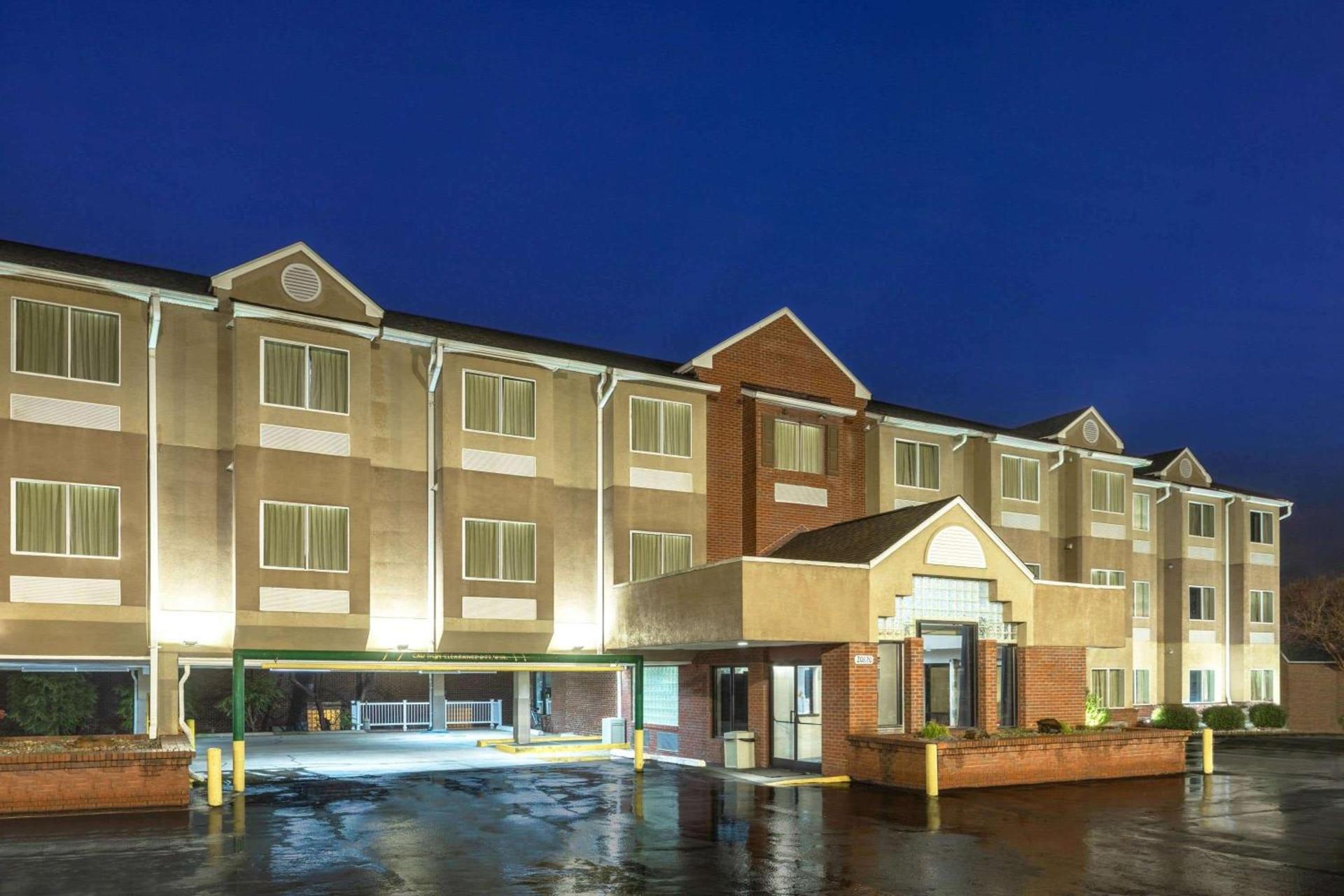 Microtel Inn by Wyndham Lake Norman photo 6