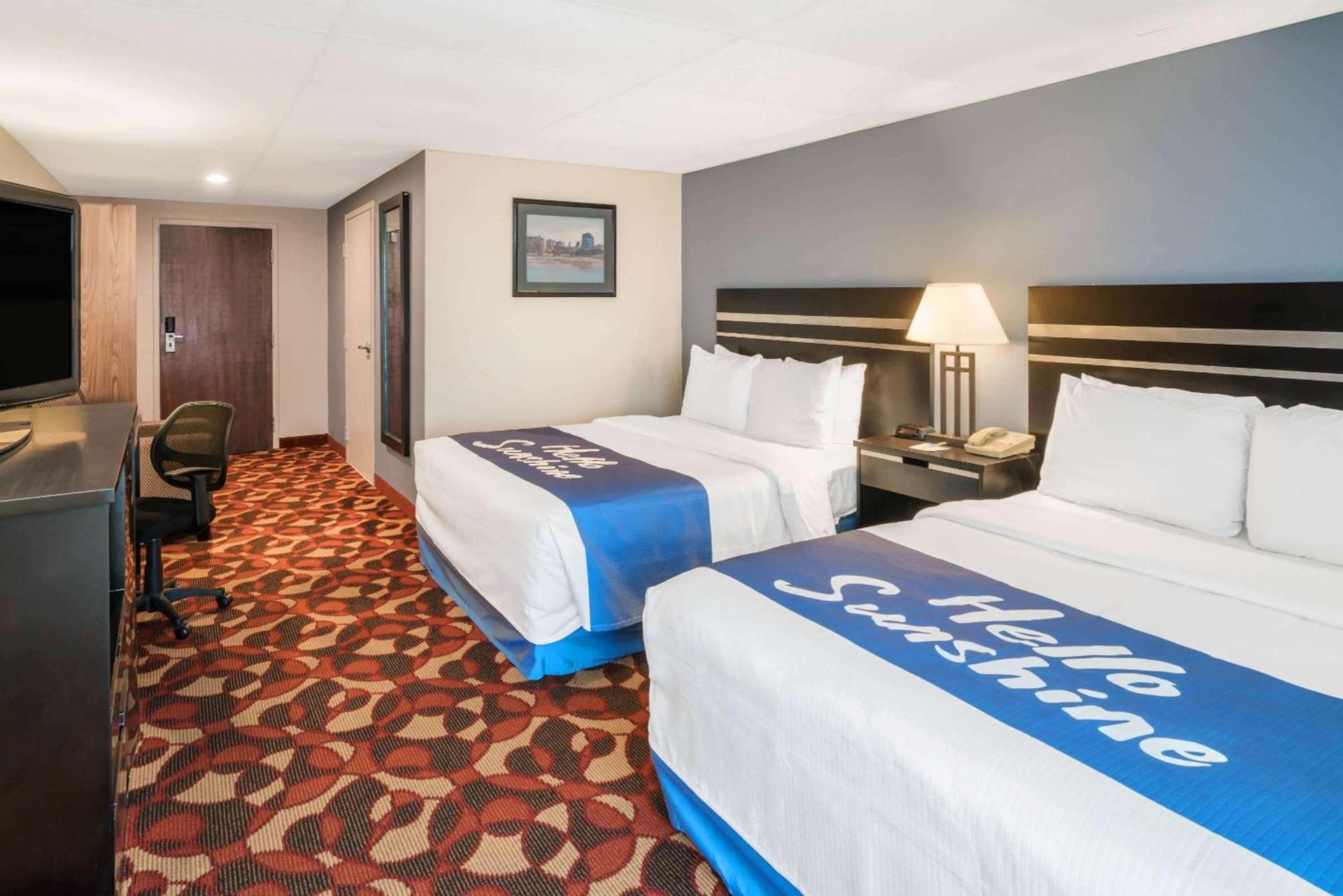 Days Inn By Wyndham Carlisle North photo 8