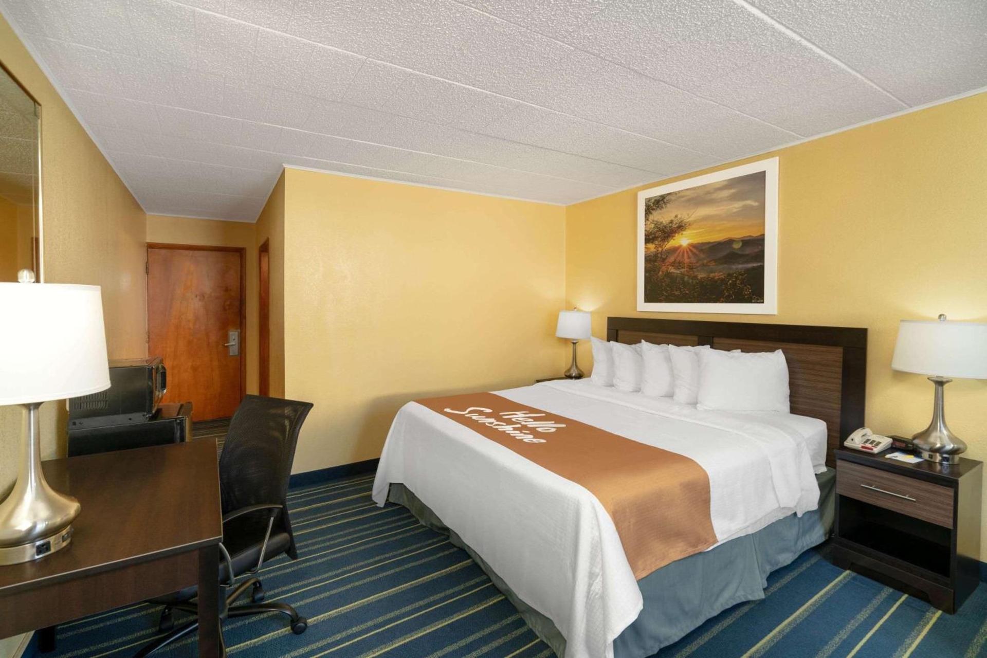 Days Inn by Wyndham Scranton PA photo 14
