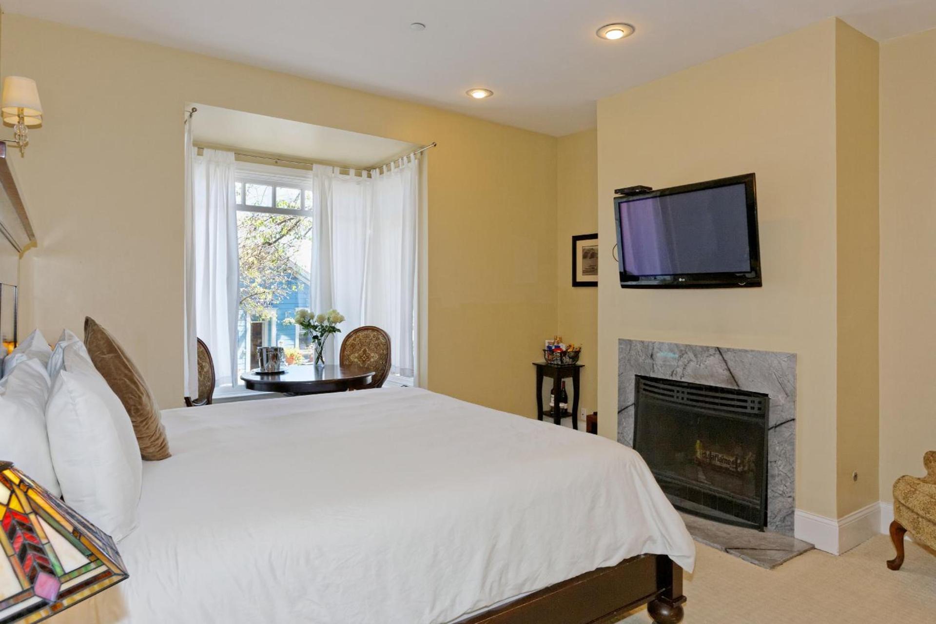 The Gables Inn Sausalito photo 16