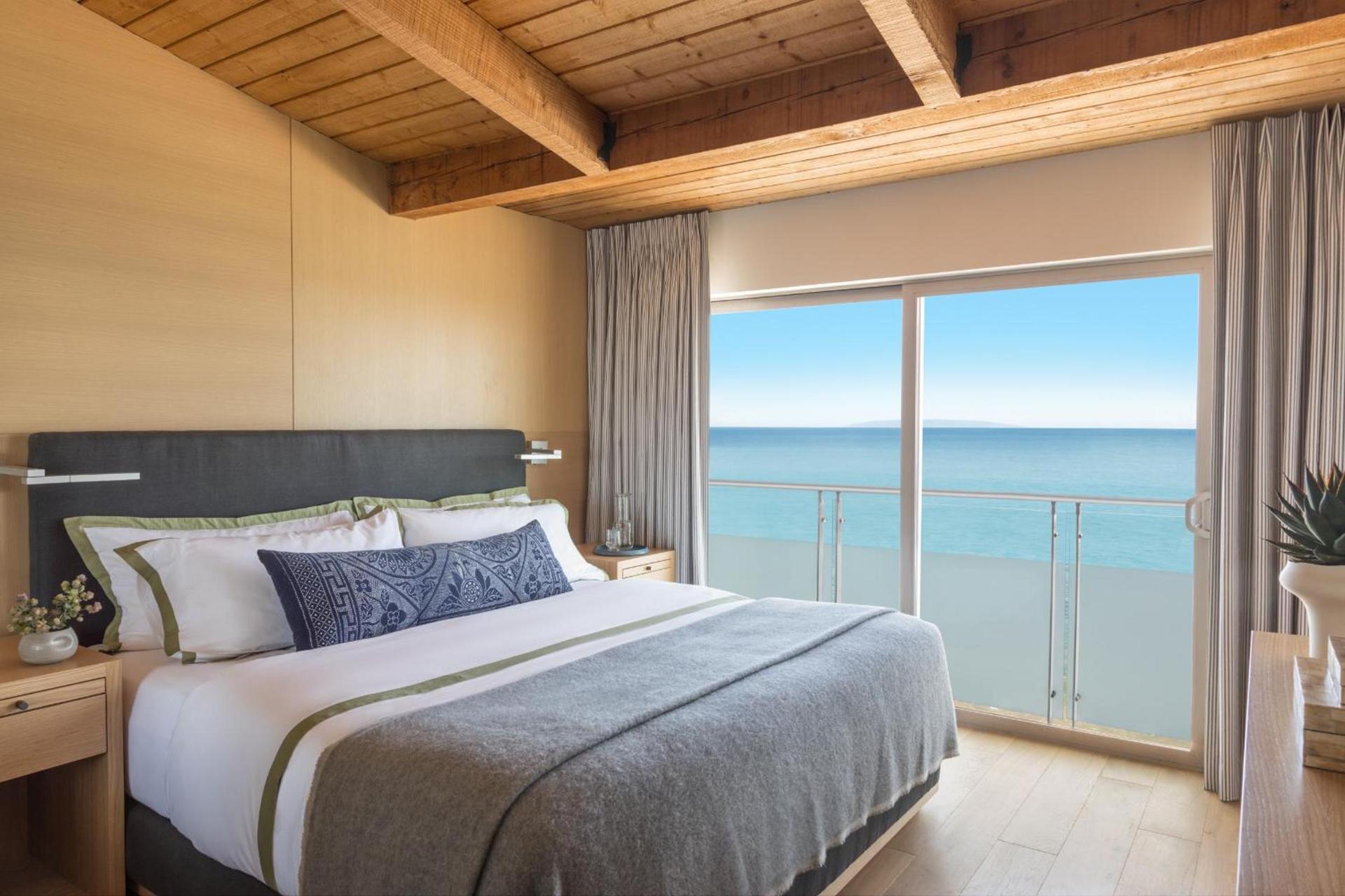 Malibu Beach Inn photo 16