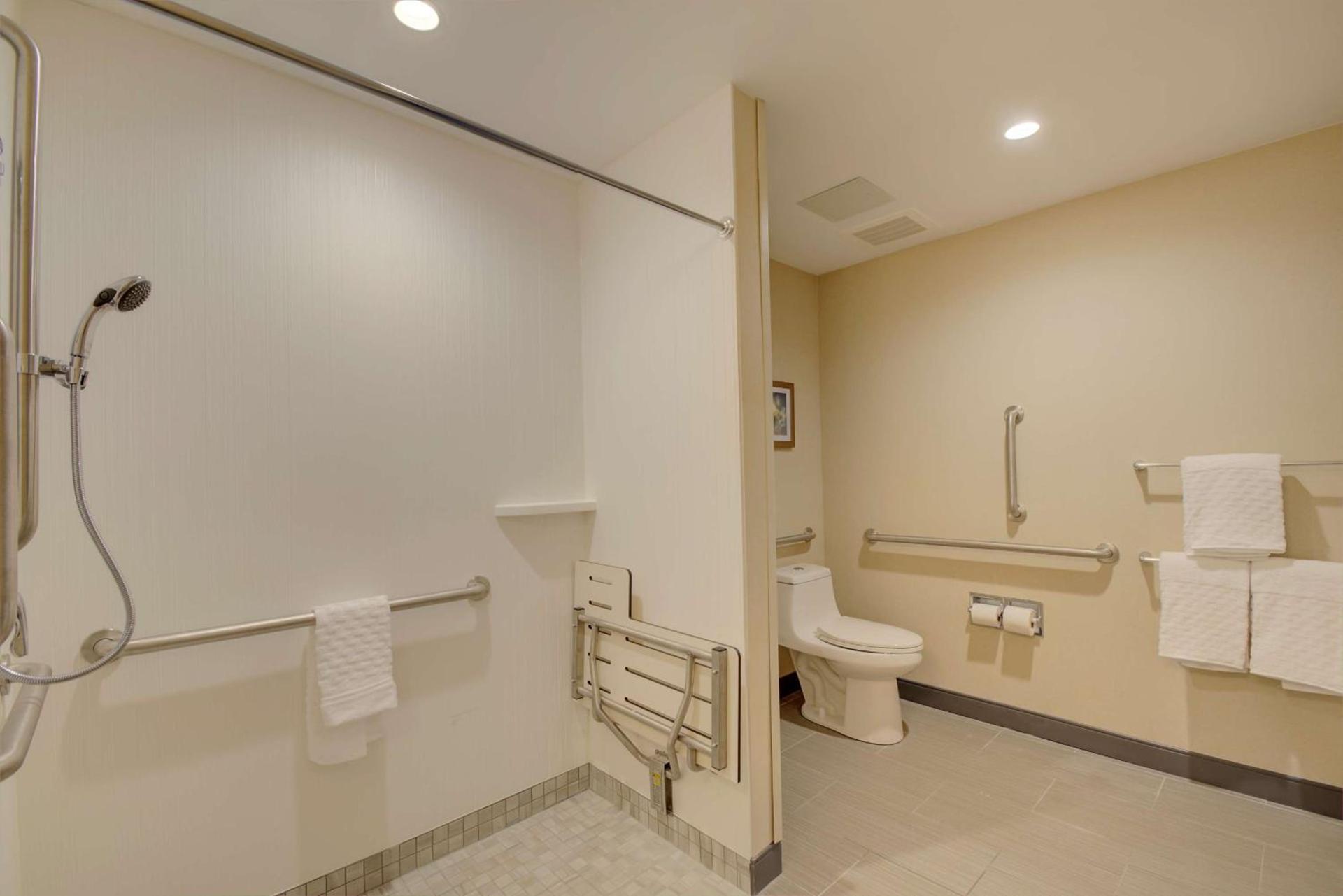 Best Western Hampshire Inn & Suites photo 22