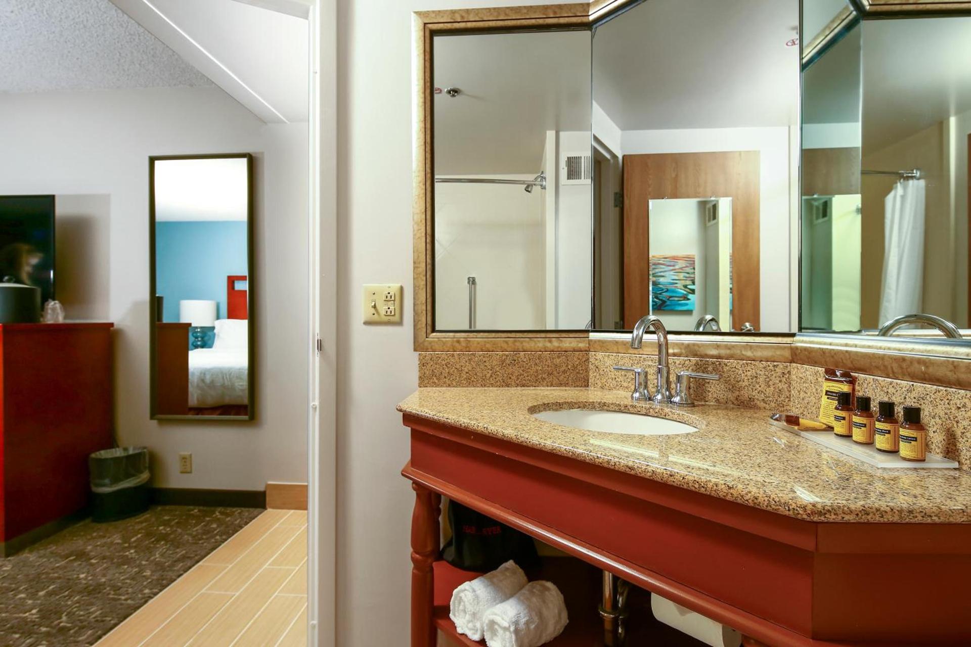 Best Western Plus Bellingham photo 54
