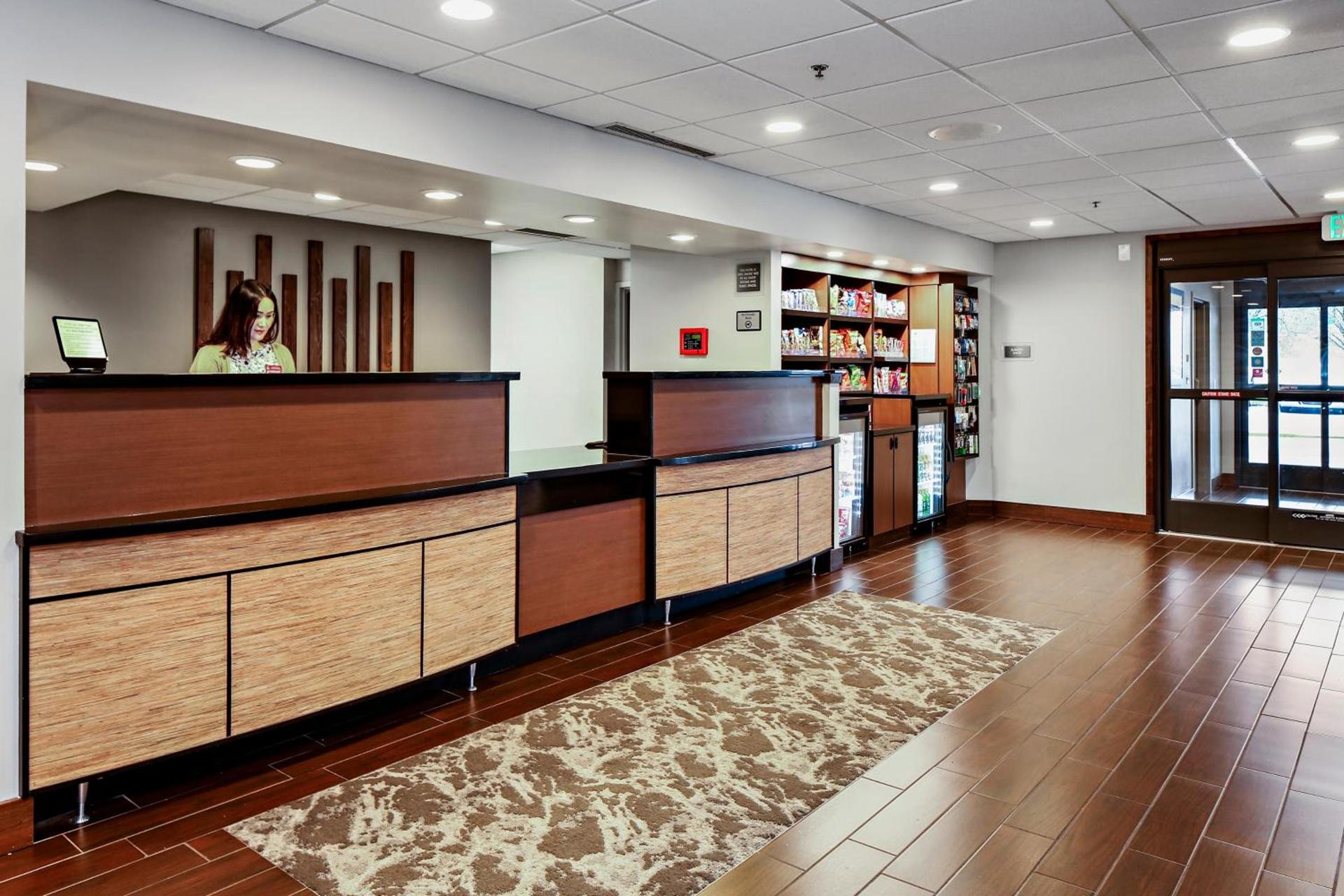 Best Western Plus Bellingham photo 41