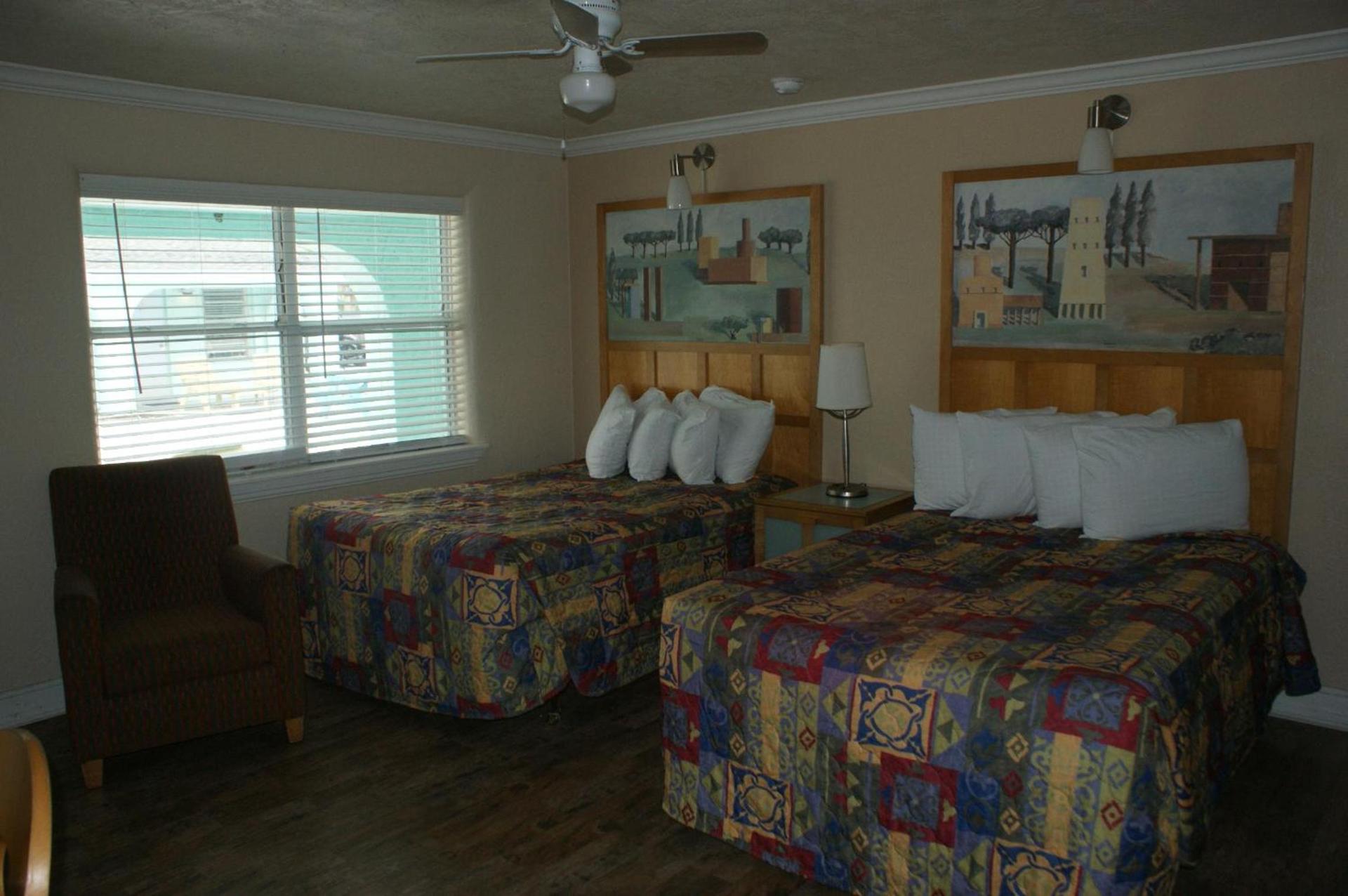 Sea Vista Motel photo 19