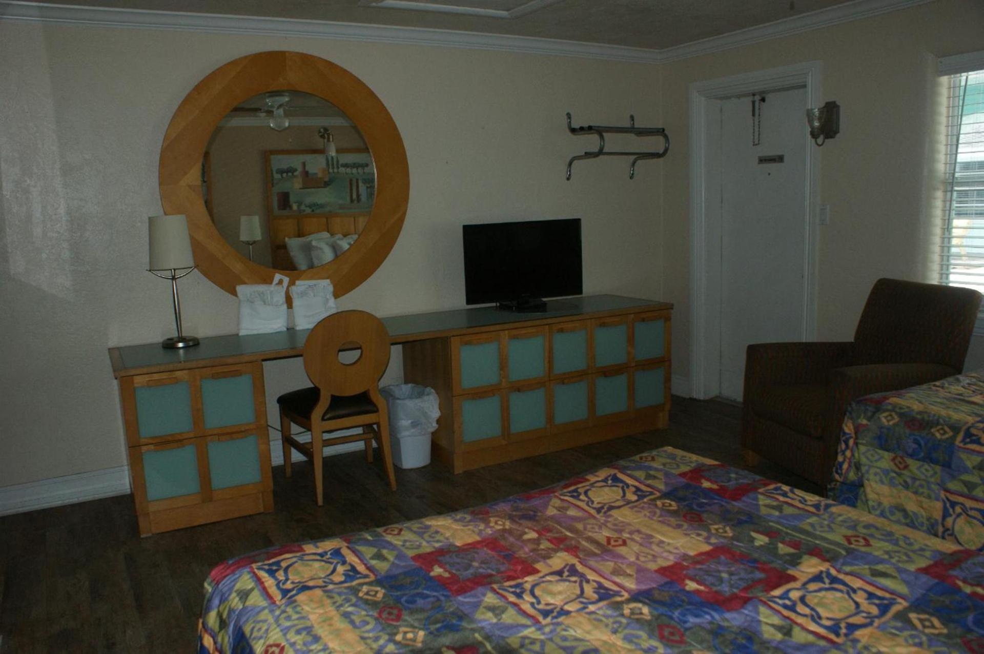 Sea Vista Motel photo 24