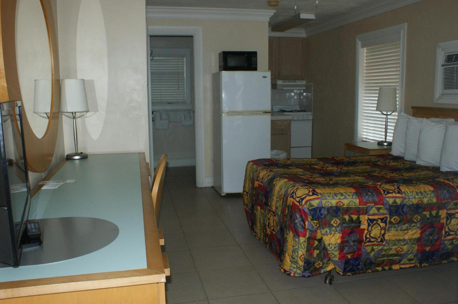 Sea Vista Motel photo 54