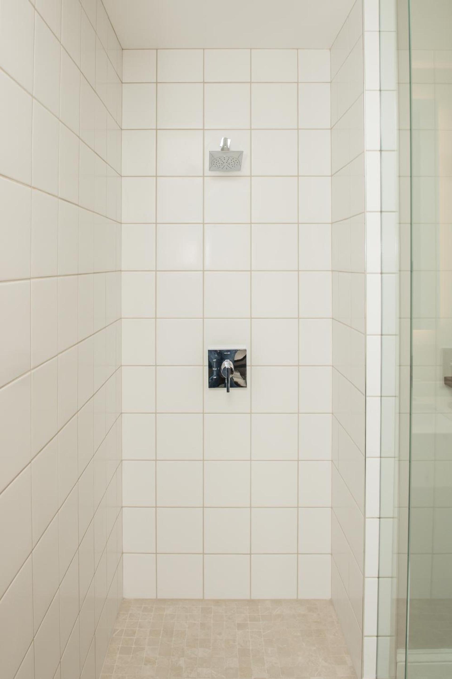 Hotel E photo 36