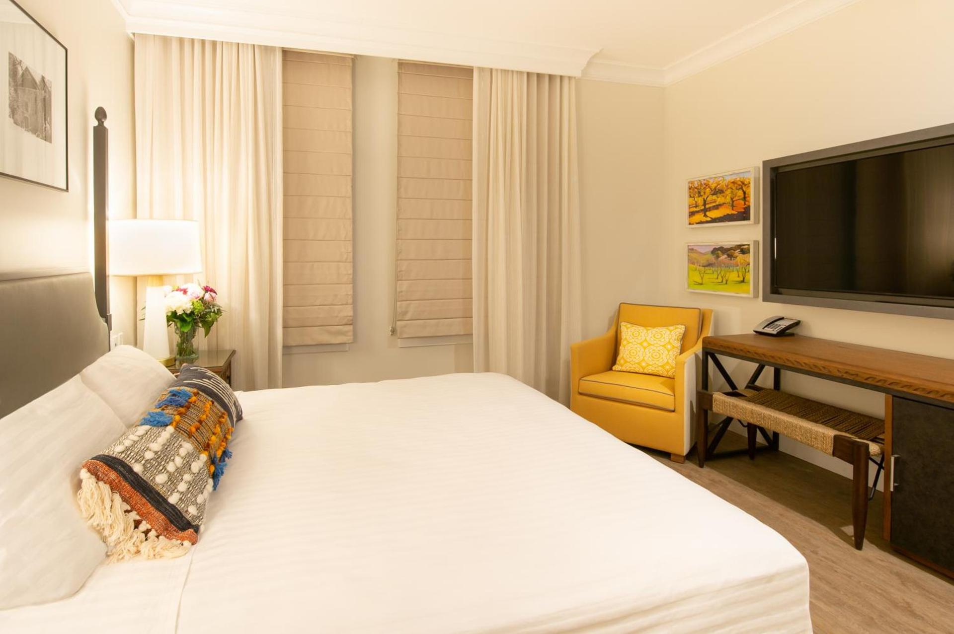 Hotel E photo 43
