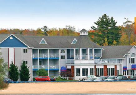 Ramada by Wyndham Mackinaw City Waterfront photo 5