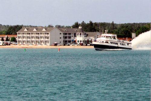 Ramada by Wyndham Mackinaw City Waterfront photo 30
