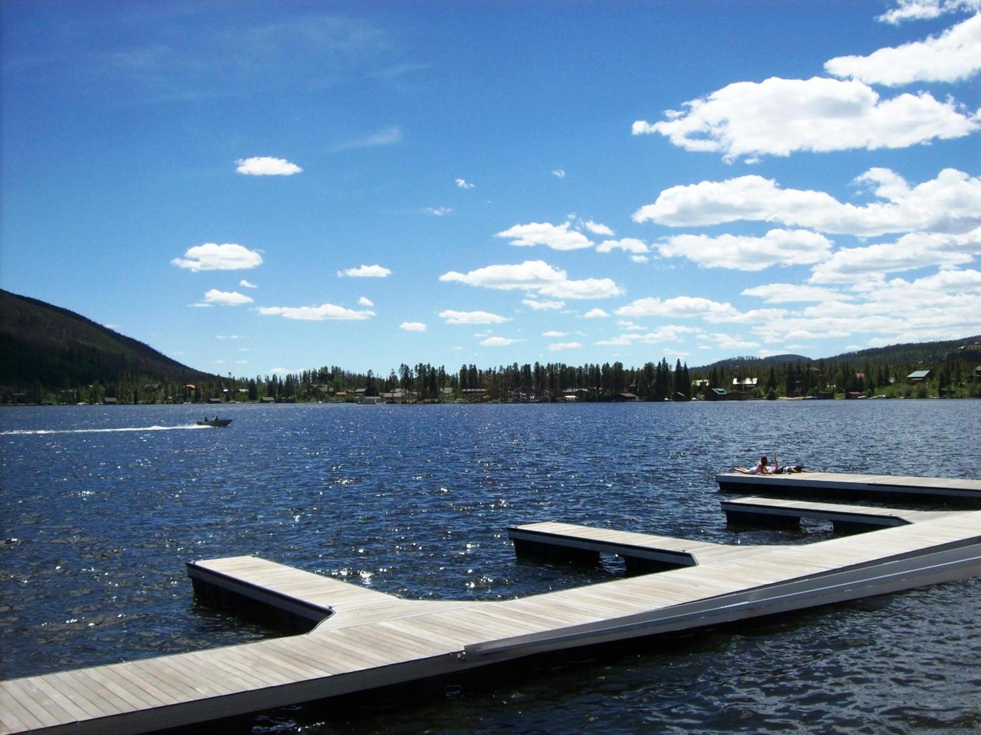 Western Riviera Lakeside Lodging photo 10