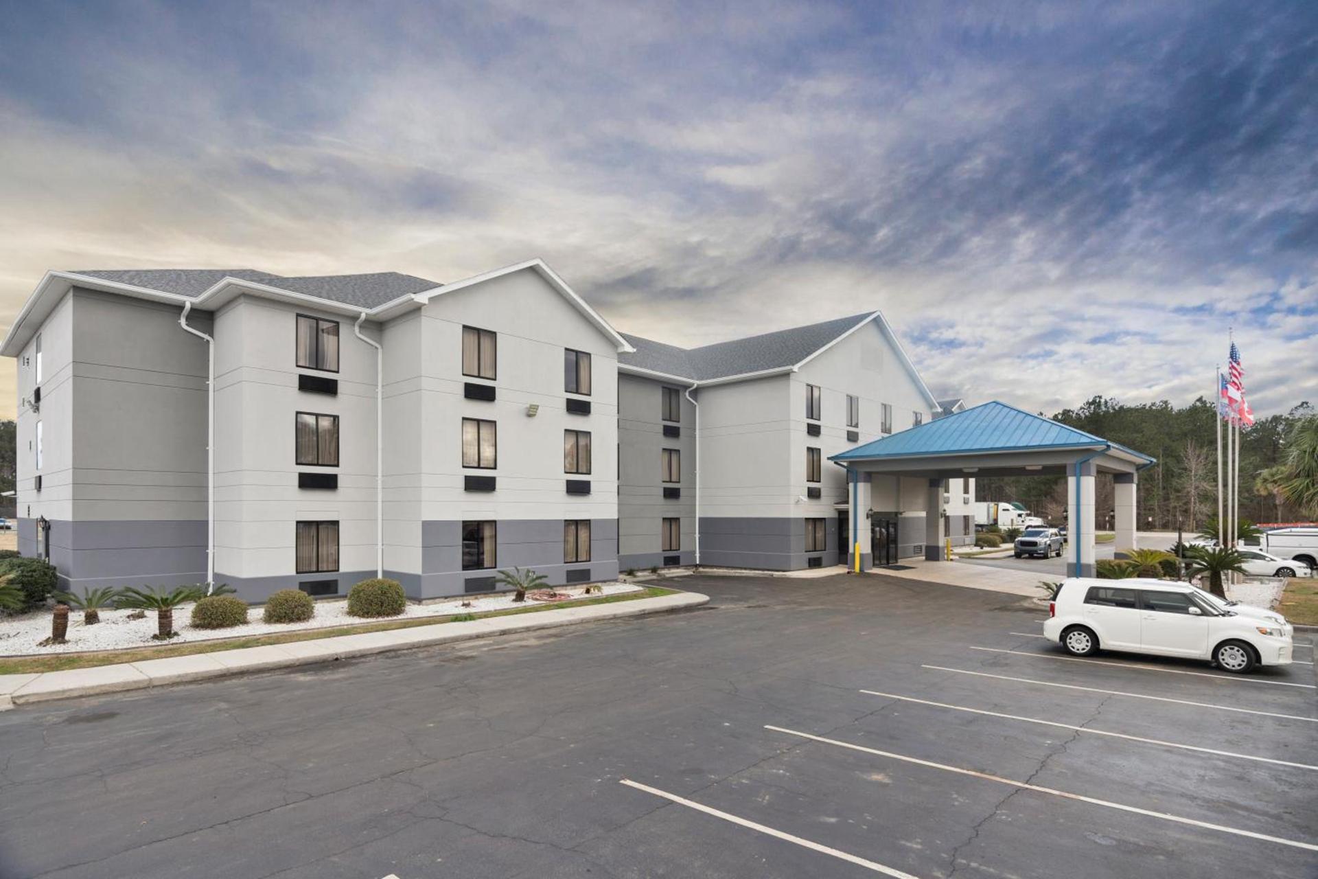 Baymont by Wyndham Pooler/Savannah photo 31