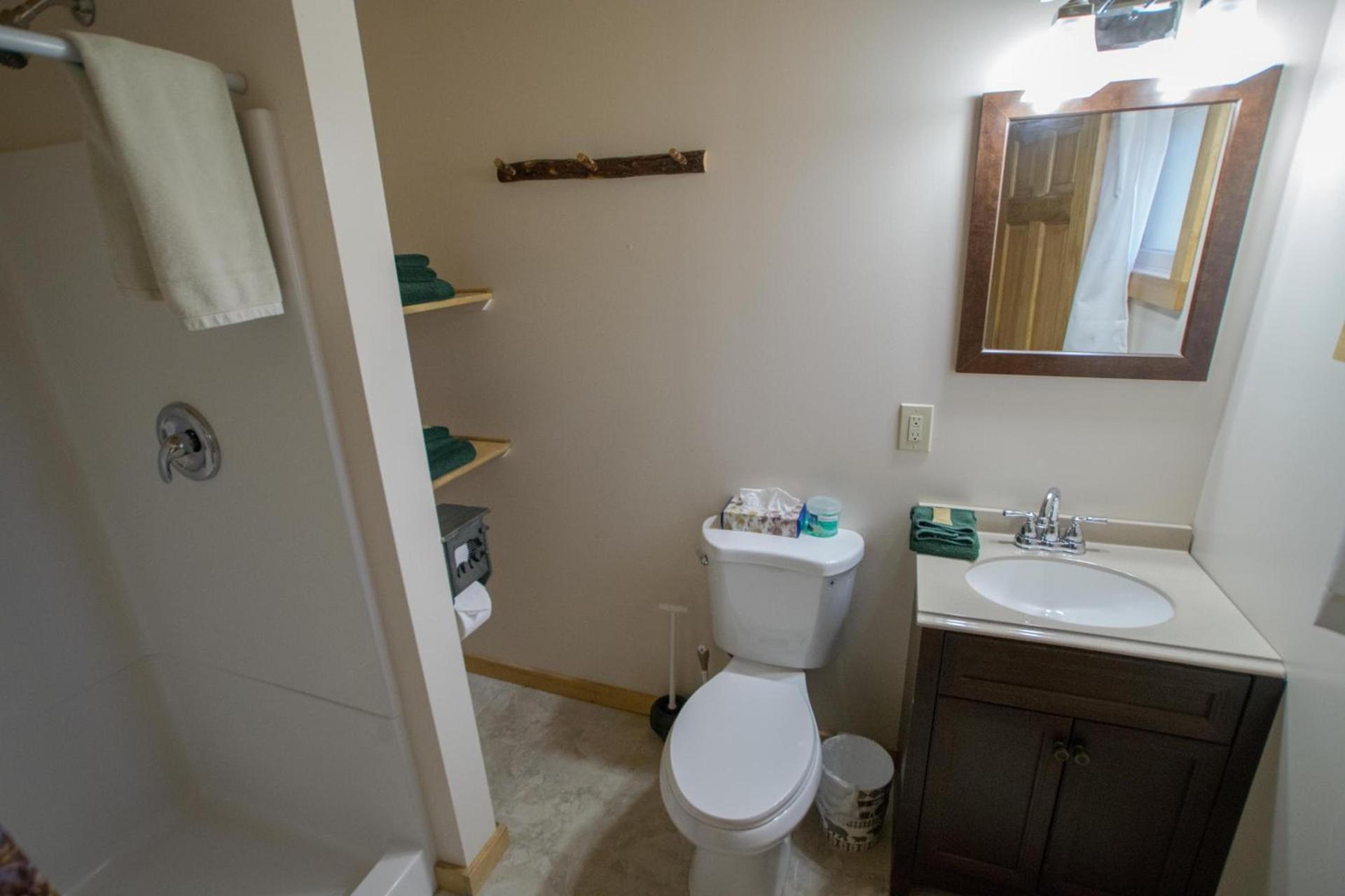 Silver Gate Lodging photo 78